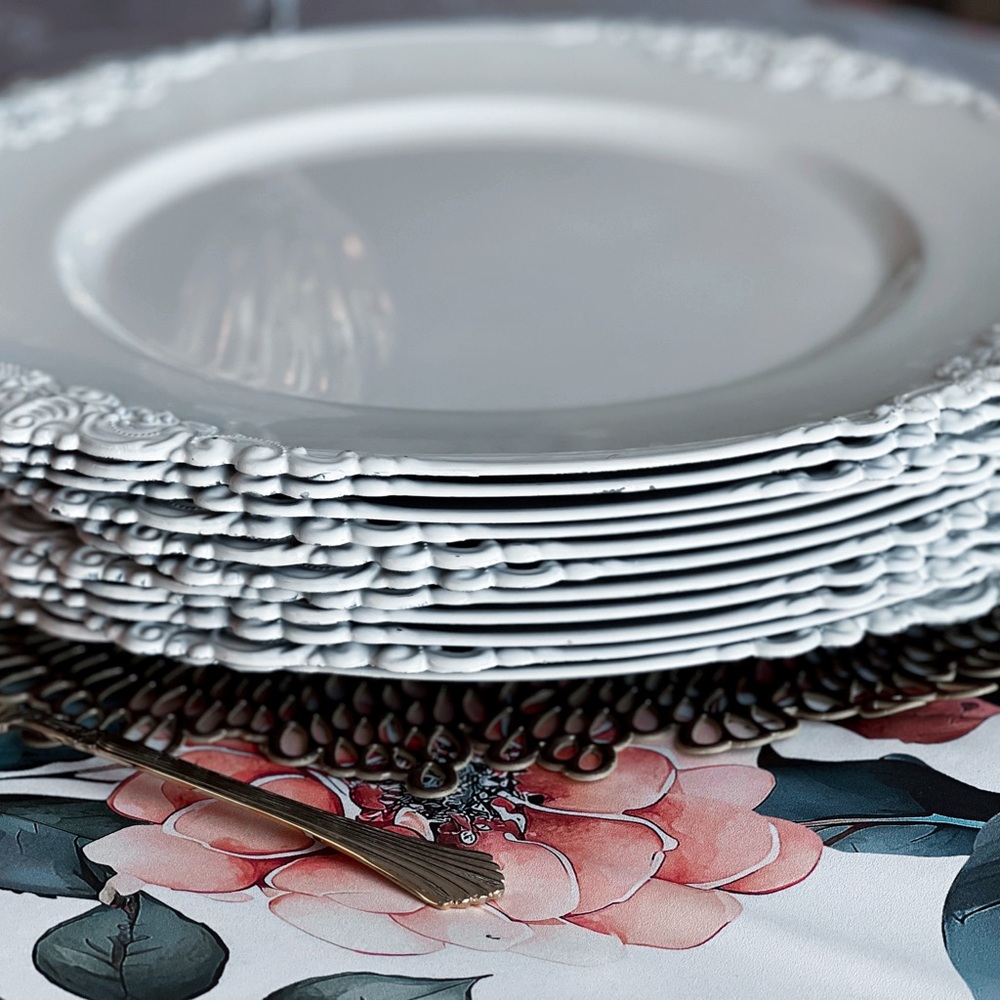 Elegant White Dinner Plates Set